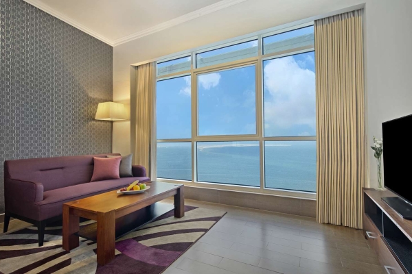 Curve Hotel (Doha)